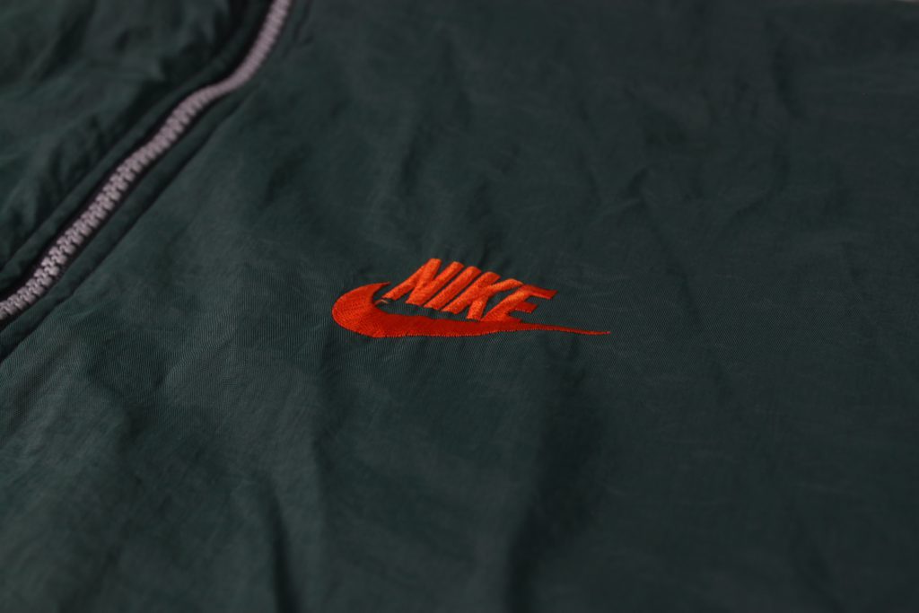 vêtement streetwear vintage